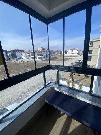 GÜVENAY - ÇORUM FEN LİSESİ CİVARI 1+1 SATILIK LÜKS DAİRE 