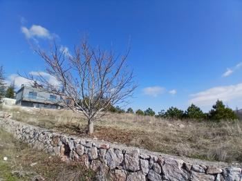 GÜVENAY - ÇORUM ÜÇTUTLAR MAH. BİNEVLER TED KOLEJİ YOLU SATILIK SERBEST VİLLA ARSASI