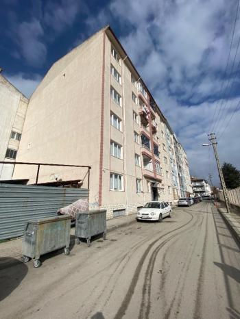 GÜVENAY - ÇORUM ULUKAVAK MAH. CUMHURİYET ORTAOKULU YANINDA 3+1 SATILIK DAİRE
