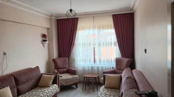 GÜVENAY - ÇORUM ULUKAVAK MAH. CUMHURİYET ORTAOKULU YANINDA 3+1 SATILIK DAİRE