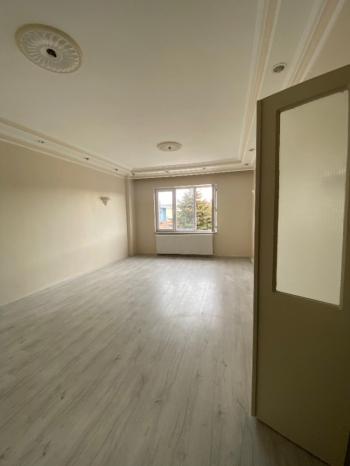 GÜVENAY - ÇORUM ULUKAVAK MAH. CUMHURİYET ORTAOKULU YANINDA 3+1 SATILIK DAİRE