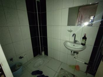 GÜVENAY - ÇORUM ÜÇTUTLAR MAH. ILICA SOKAKTA  EŞYALI KİRALIK 2+1 DAİRE