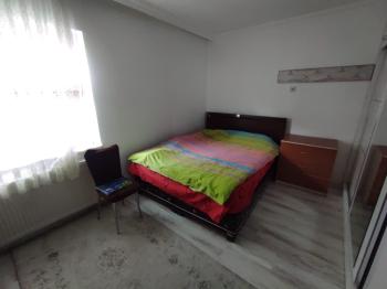 GÜVENAY - ÇORUM ÜÇTUTLAR MAH. ILICA SOKAKTA  EŞYALI KİRALIK 2+1 DAİRE