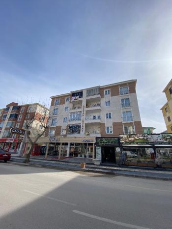 GÜVENAY - ÇORUM ULUKAVAK MAH. DR. SADIK AHMET CADDESİ ÜZERİ SATILIK DAİRE 