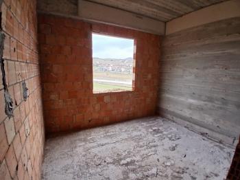 GÜVENAY - ÇORUM BAHÇELİEVLER MAH.YAVRUTURNA ORTAOKULU CİVARI SATILIK 3+0 DAİRE