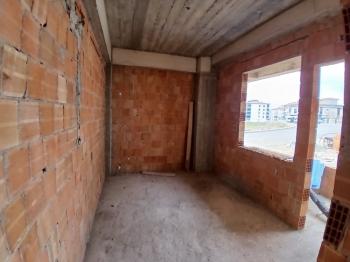 GÜVENAY - ÇORUM BAHÇELİEVLER MAH.YAVRUTURNA ORTAOKULU CİVARI SATILIK 3+0 DAİRE