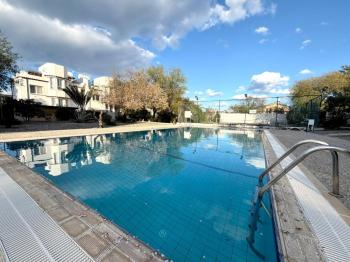 Kıbrıs Girne Karaoğlanoğlu Old Creek Villa Sitesi Satılık 4+1 Eşyalı İkiz Villa
