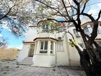 Kıbrıs Girne Karaoğlanoğlu Old Creek Villa Sitesi Satılık 4+1 Eşyalı İkiz Villa
