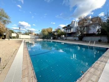 Kıbrıs Girne Karaoğlanoğlu Old Creek Villa Sitesi Satılık 4+1 Eşyalı İkiz Villa