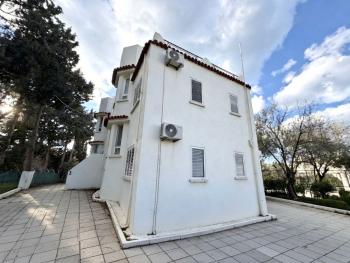 Kıbrıs Girne Karaoğlanoğlu Old Creek Villa Sitesi Satılık 4+1 Eşyalı İkiz Villa
