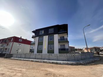 AFYON ÜÇOK EMLAKTAN FATİH MAH SATILIK SIFIR GENİŞ 3+1 110M² DAİRE 