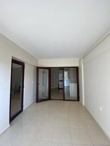 ARTI'DAN ÖZLÜCE'NİN MERKEZİNDE SATILIK HAVUZLU 3+1 DAİRE