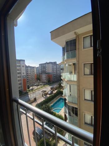 ARTI'DAN ÖZLÜCE'NİN MERKEZİNDE SATILIK HAVUZLU 3+1 DAİRE