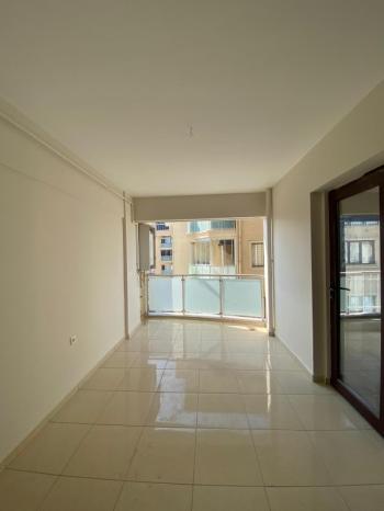 ARTI'DAN ÖZLÜCE'NİN MERKEZİNDE SATILIK HAVUZLU 3+1 DAİRE