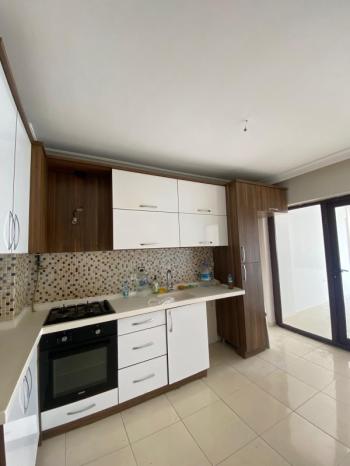 ARTI'DAN ÖZLÜCE'NİN MERKEZİNDE SATILIK HAVUZLU 3+1 DAİRE