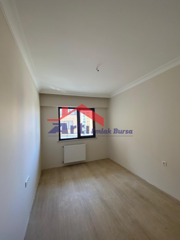 ARTI'DAN ÖZLÜCE'NİN MERKEZİNDE SATILIK HAVUZLU 3+1 DAİRE