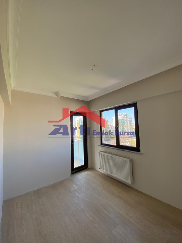 ARTI'DAN ÖZLÜCE'NİN MERKEZİNDE SATILIK HAVUZLU 3+1 DAİRE
