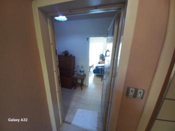 DİDİM ALTINKUM MAHALLESİ' NDE DENİZE YÜRÜME MESAFESİNDE 4 BALKONLU-PARK CEPHELİ  EŞYALI 2+1 SATILIK DAİRE