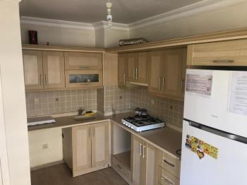 DİDİM ALTINKUM MAHALLESİ' NDE HAVUZLU SİTE İÇERİSİNDE ASANSÖRLÜ 2. KATTA 2+1 EŞYALI SATILIK DAİRE