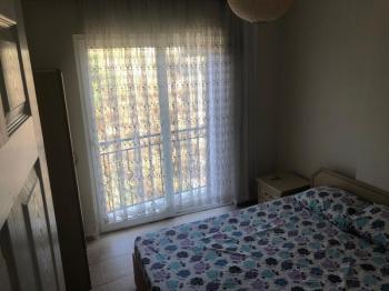 DİDİM ALTINKUM MAHALLESİ' NDE HAVUZLU SİTE İÇERİSİNDE ASANSÖRLÜ 2. KATTA 2+1 EŞYALI SATILIK DAİRE