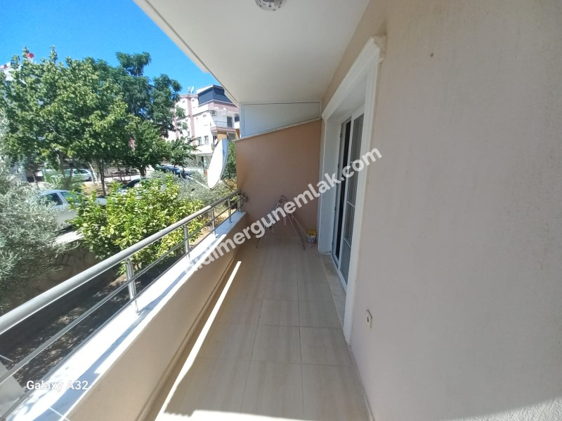 DİDİM ALTINKUM MAHALLESİ' NDE DENİZE YÜRÜME MESAFESİNDE 4 BALKONLU-PARK CEPHELİ  EŞYALI 2+1 SATILIK DAİRE