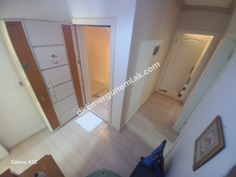 DİDİM ALTINKUM MAHALLESİ' NDE DENİZE YÜRÜME MESAFESİNDE 4 BALKONLU-PARK CEPHELİ  EŞYALI 2+1 SATILIK DAİRE