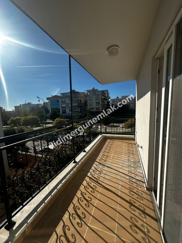 DİDİM YENİ MAHALLE' DE TAPU MÜDÜRLÜĞÜ DAİRESİ YANI - AYRI MUTFAK SATILIK  3+1 SATILIK DAİRE