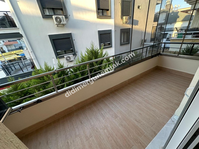 DİDİM EFELER MAHALLESİ' NDE DÜKKAN ÜSTÜ 1.KAT 3+1 SATILIK DAİRE