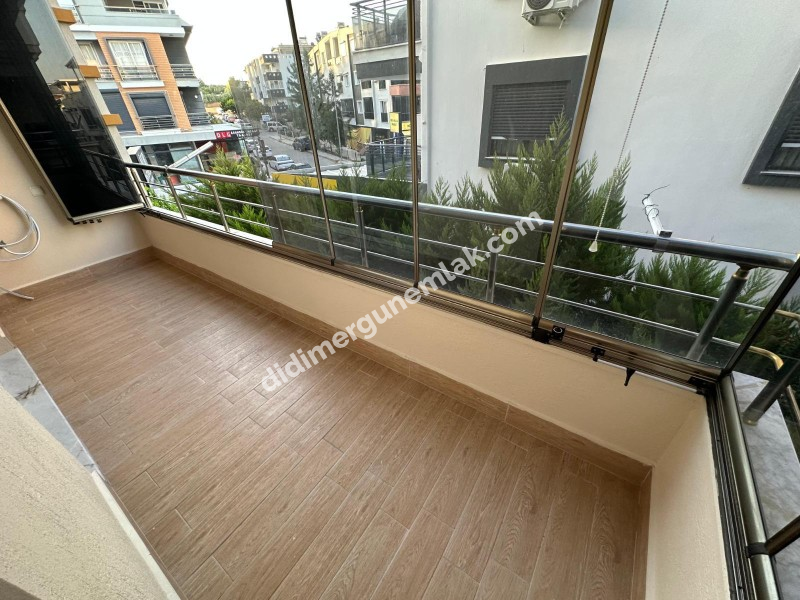 DİDİM EFELER MAHALLESİ' NDE DÜKKAN ÜSTÜ 1.KAT 3+1 SATILIK DAİRE