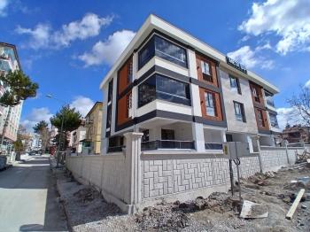 GÜVENAY - ÇORUM BAHÇELİEVLER MAH. CUMARTESİ PAZARI CİVARI SATILIK 3+1 DAİRE