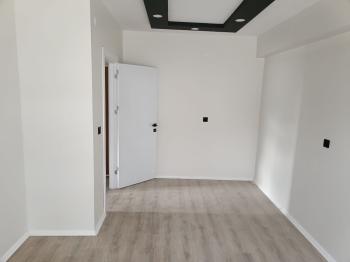 GÜVENAY - ÇORUM BAHÇELİEVLER ANADOLU LİSESİ CİVARI SATILIK 1+1 DAİRE