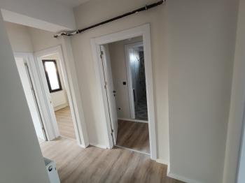 GÜVENAY - ÇORUM BAHÇELİEVLER ANADOLU LİSESİ CİVARI SATILIK 2+1 DAİRE