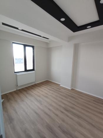 GÜVENAY - ÇORUM BAHÇELİEVLER ANADOLU LİSESİ CİVARI SATILIK 2+1 DAİRE