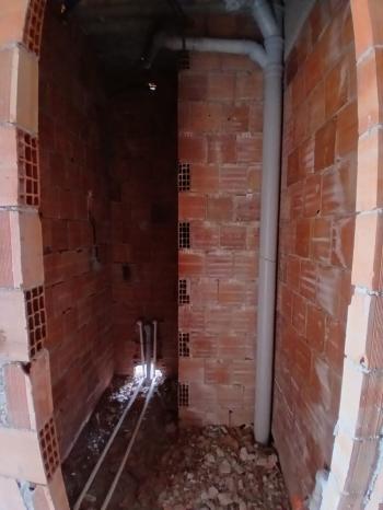 GÜVENAY - ÇORUM BAHÇELİEVLER MAH.YAVRUTURNA ORTAOKULU CİVARI SATILIK 3+0 DAİRE
