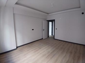 GÜVENAY - ÇORUM BAHÇELİEVLER MAH. CUMARTESİ PAZARI CİVARI SATILIK 3+1 LÜKS DAİRE