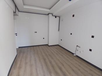 GÜVENAY - ÇORUM BAHÇELİEVLER MAH. CUMARTESİ PAZARI CİVARI SATILIK 3+1 LÜKS DAİRE