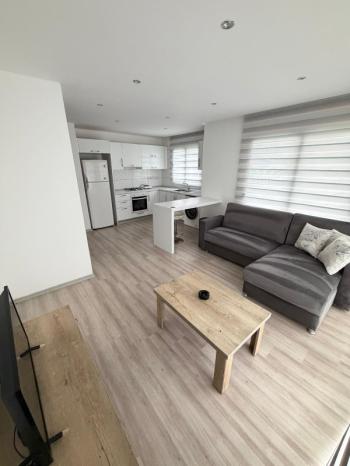 KÜÇÜK KAYMAKLI'DA 2+1 EŞYALI SATILIK DAİRE 