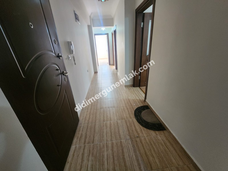 DİDİM EFELER MAHALLESİ’ NDE ÇARŞI MERKEZE YAKIN YÜKSEK GİRİŞ KAT 3+1 AYRI MUTFAK SATILIK DAİRE