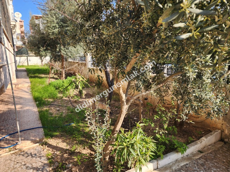 DİDİM EFELER MAHALLESİ’ NDE ÇARŞI MERKEZE YAKIN YÜKSEK GİRİŞ KAT 3+1 AYRI MUTFAK SATILIK DAİRE