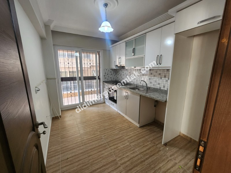 DİDİM EFELER MAHALLESİ’ NDE ÇARŞI MERKEZE YAKIN YÜKSEK GİRİŞ KAT 3+1 AYRI MUTFAK SATILIK DAİRE