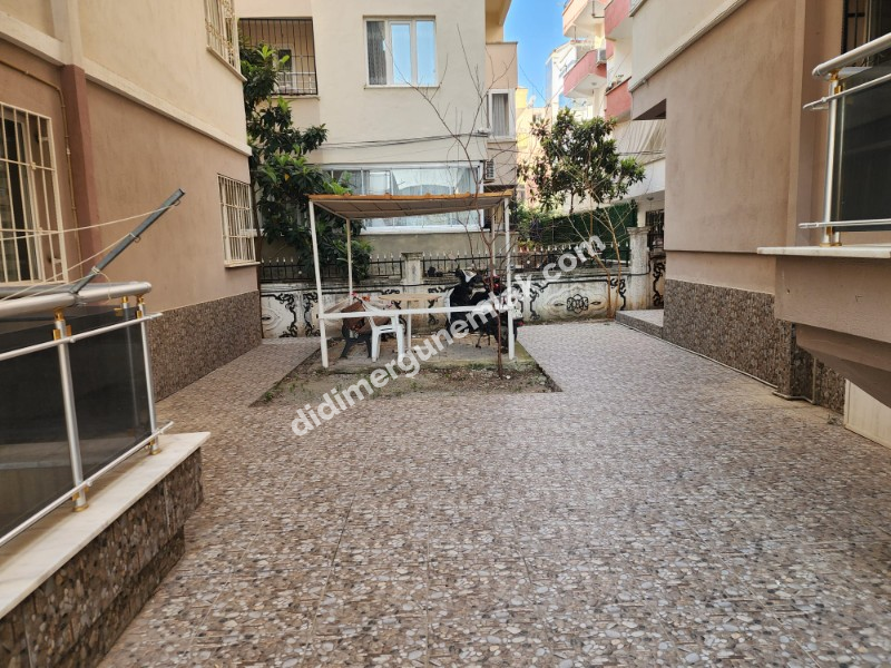 DİDİM EFELER MAHALLESİ’ NDE ÇARŞI MERKEZE YAKIN YÜKSEK GİRİŞ KAT 3+1 AYRI MUTFAK SATILIK DAİRE