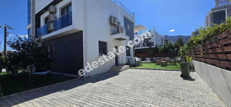 Girne Çatalköy'de FULL EŞYALI Satılık Dubleks Havuzlu 4+1 Villa