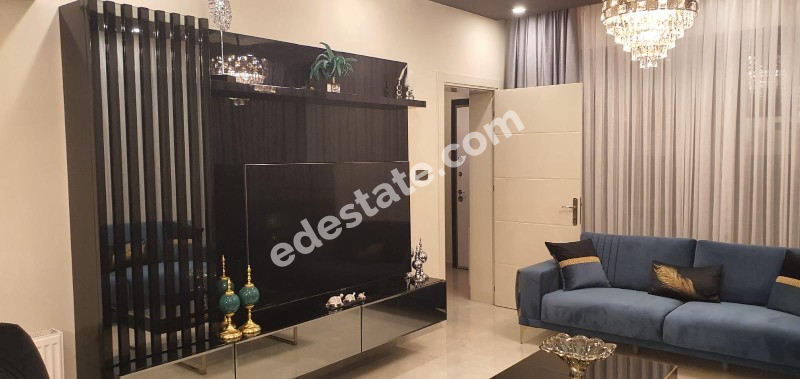 Girne Çatalköy'de FULL EŞYALI Satılık Dubleks Havuzlu 4+1 Villa