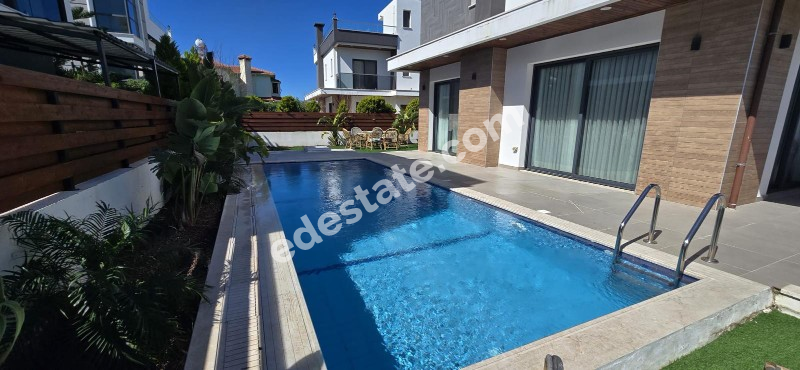 Girne Çatalköy'de FULL EŞYALI Satılık Dubleks Havuzlu 4+1 Villa