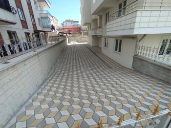 Güvenay - Çorum Bahçelievler Mah. İsmail Kakaç İlkokulu Civarı 3+1 Sıfır Satılık Daire 