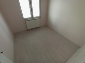 Güvenay - Çorum Bahçelievler Mah. İsmail Kakaç İlkokulu Civarı 3+1 Sıfır Satılık Daire 