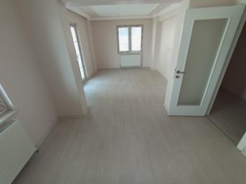 Güvenay - Çorum Bahçelievler Mah. İsmail Kakaç İlkokulu Civarı 3+1 Sıfır Satılık Daire 