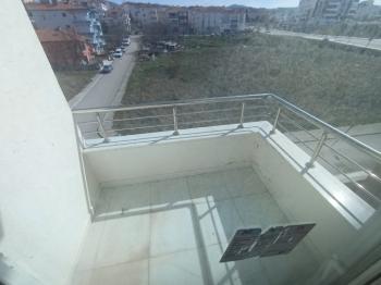 Güvenay - Çorum Bahçelievler Mah. İsmail Kakaç İlkokulu Civarı 3+1 Sıfır Satılık Daire 