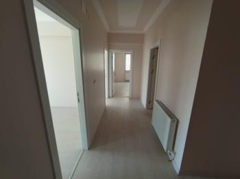 Güvenay - Çorum Bahçelievler Mah. İsmail Kakaç İlkokulu Civarı 3+1 Sıfır Satılık Daire 