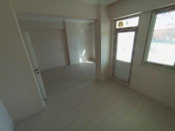 Güvenay - Çorum Bahçelievler Mah. İsmail Kakaç İlkokulu Civarı 3+1 Sıfır Satılık Daire 
